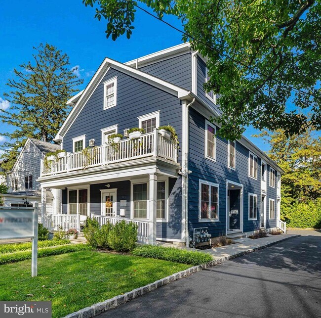Building Photo - 303 Witherspoon St