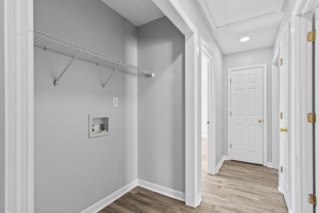 Building Photo - 107 Luke Ct