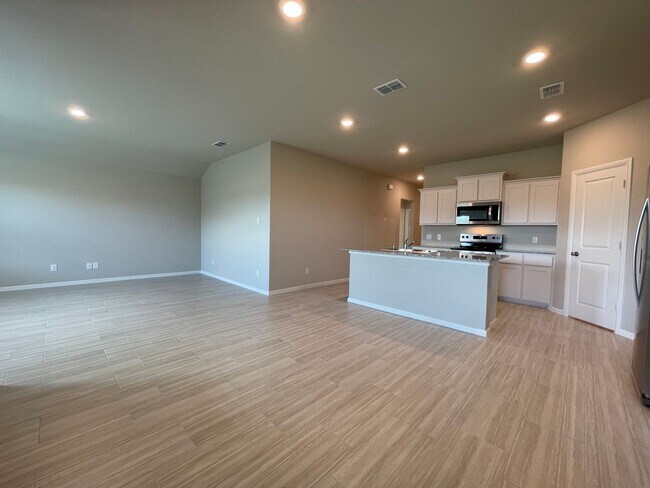 Building Photo - AVAILABLE NOW NEW CONSTRUCTION 3 BEDROOM 2...