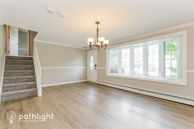 Building Photo - 1526 Telegraph Rd