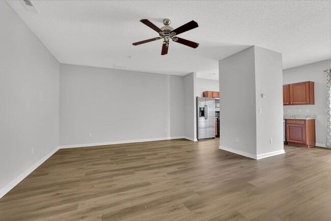 Building Photo - 518 Dragonfly Ct