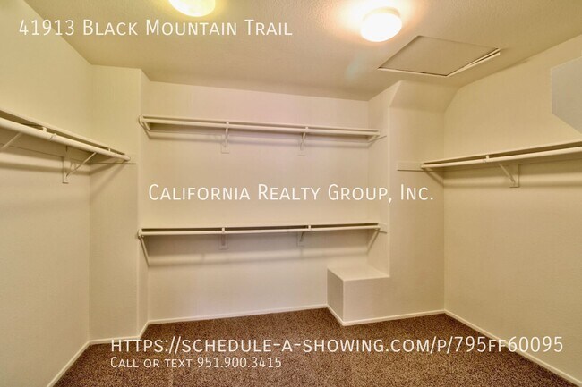 Building Photo - 41913 Black Mountain Trail