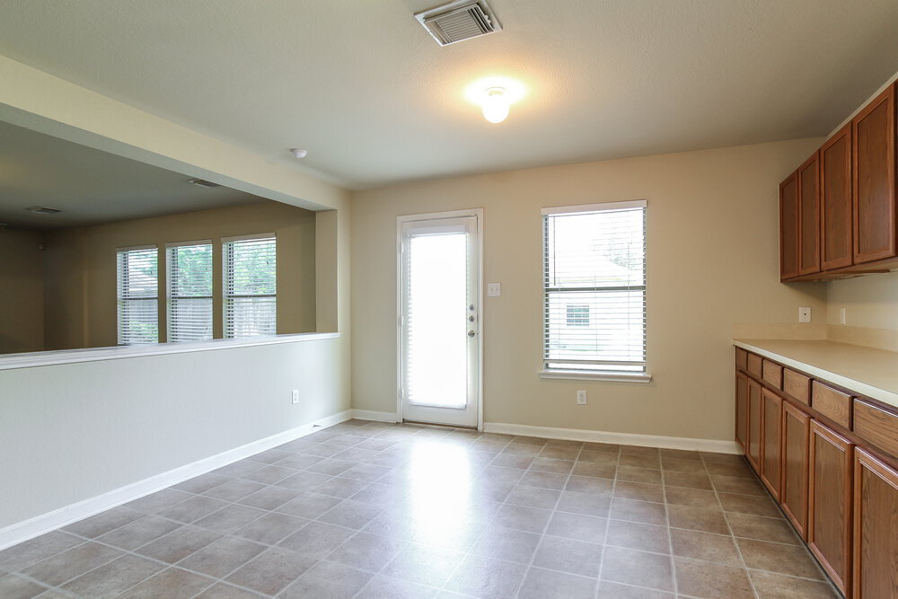 Building Photo - 15602 Clarks Fork Ct