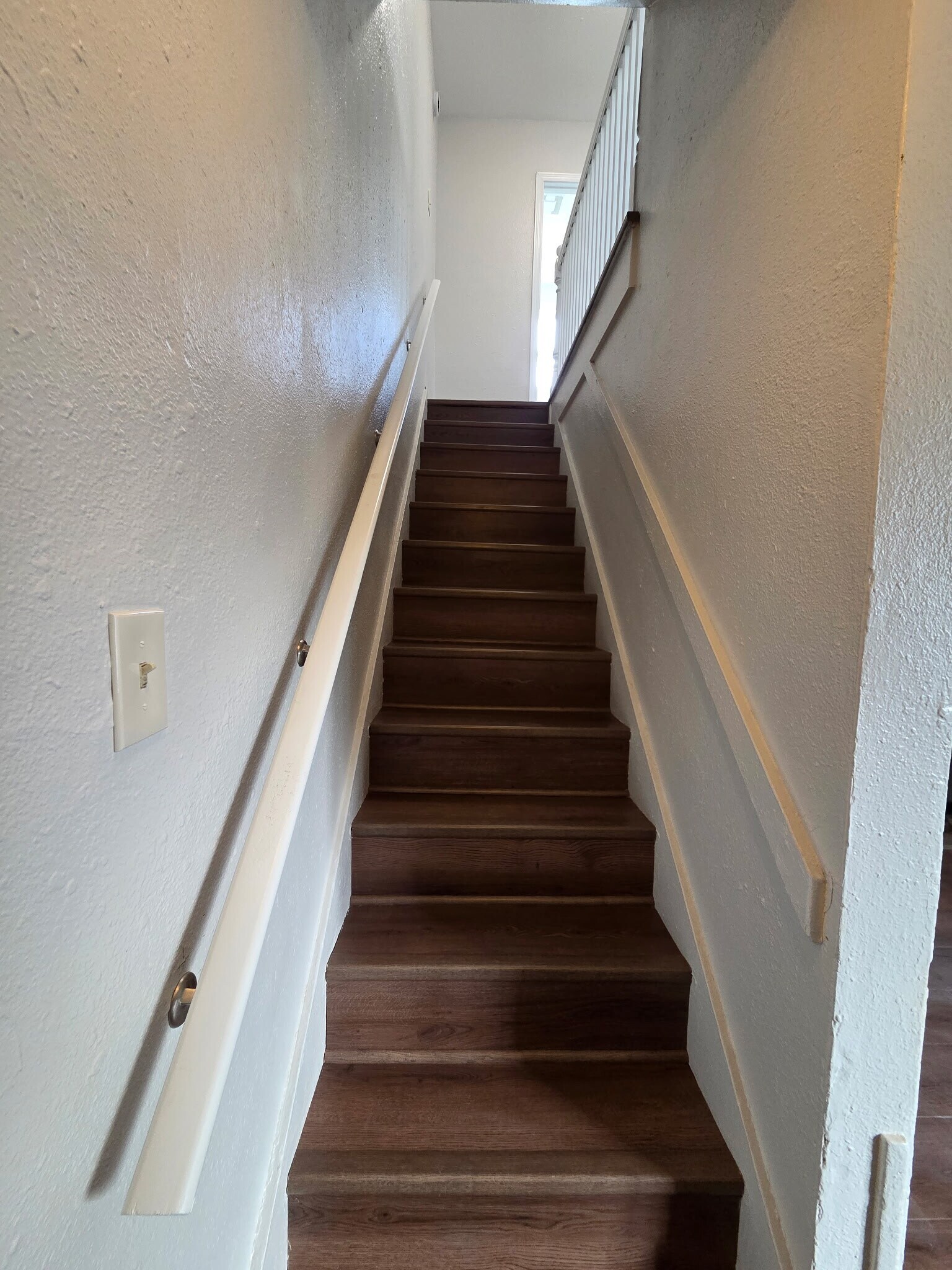 Building Photo - 529 NW 15th Dr