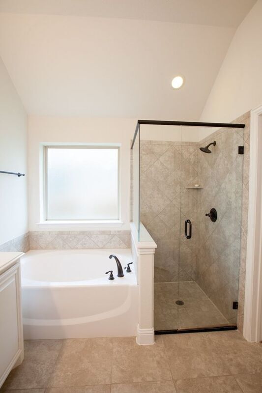 Building Photo - 517 Kelvington Dr