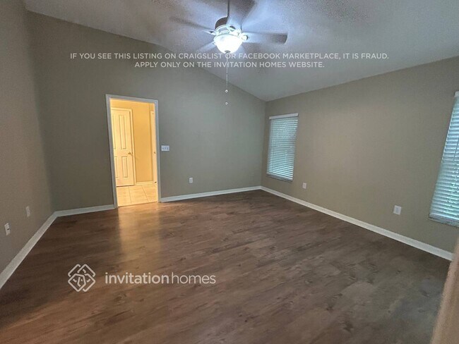 Building Photo - 1603 Bondurant Way