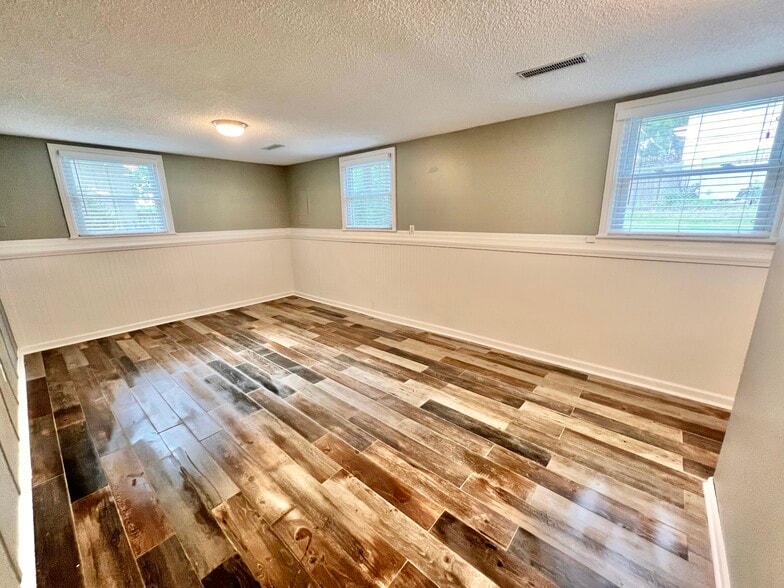 Family Room - 12004 W 92nd St