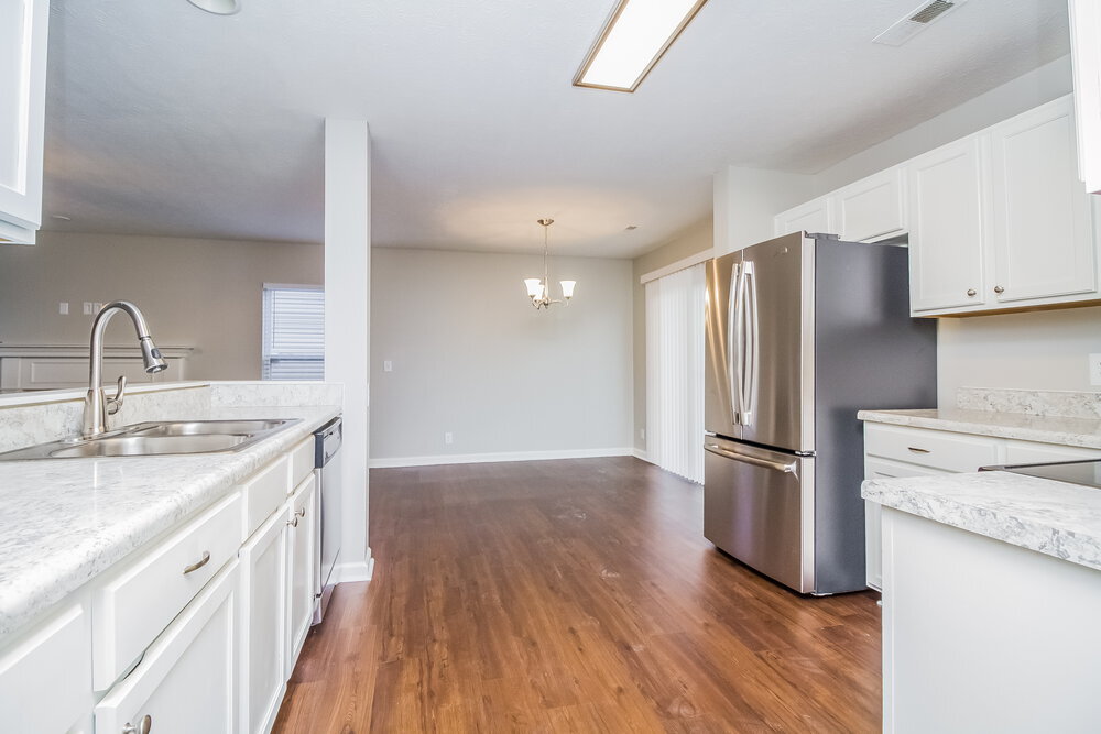 Building Photo - 2124 Freeman Ln