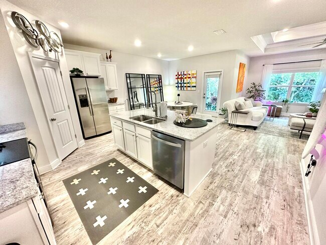 Building Photo - 191 Southern Pnes Rd