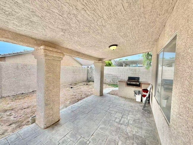 Building Photo - 7957 Sky Birch Ct