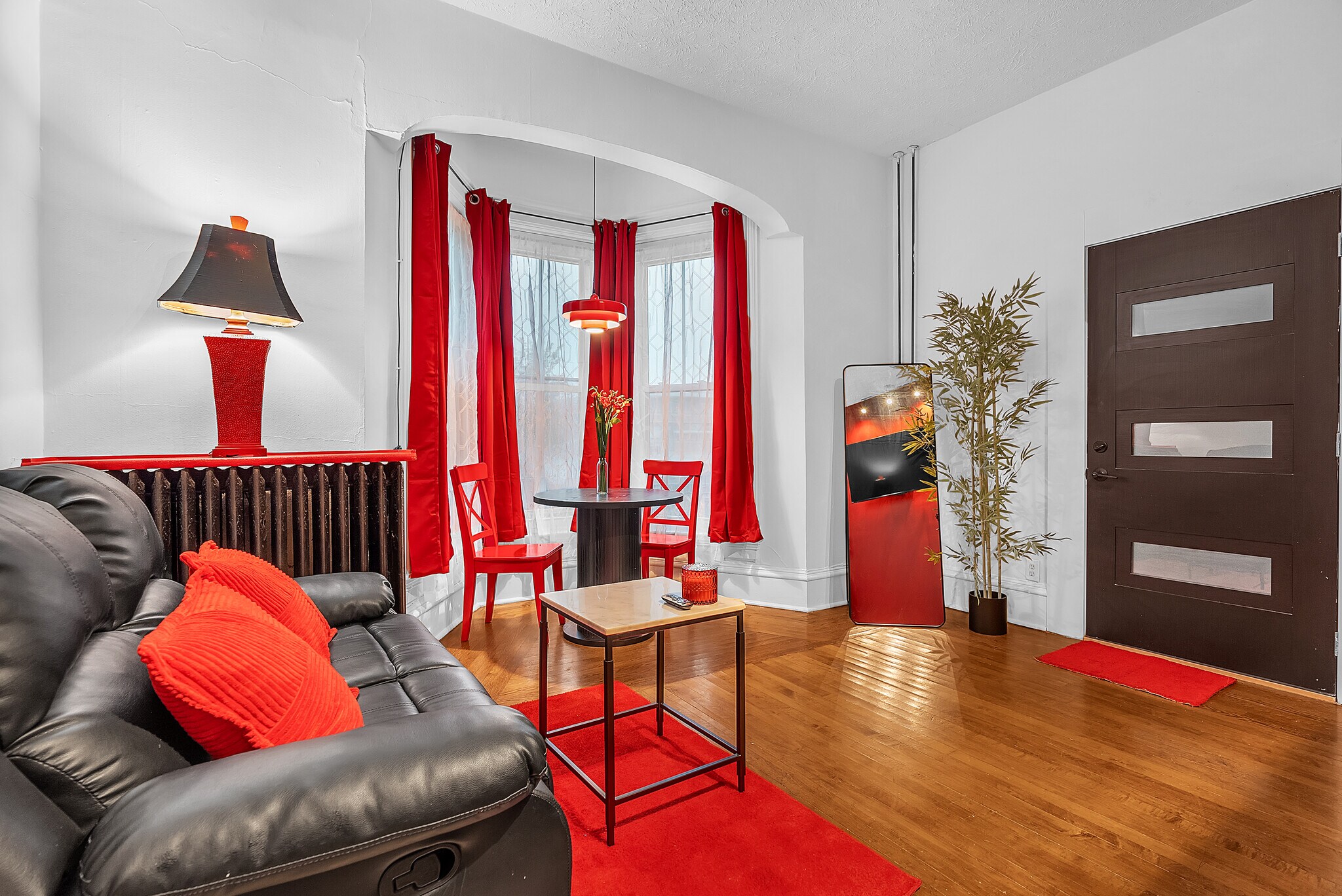 Building Photo - 139 Center St