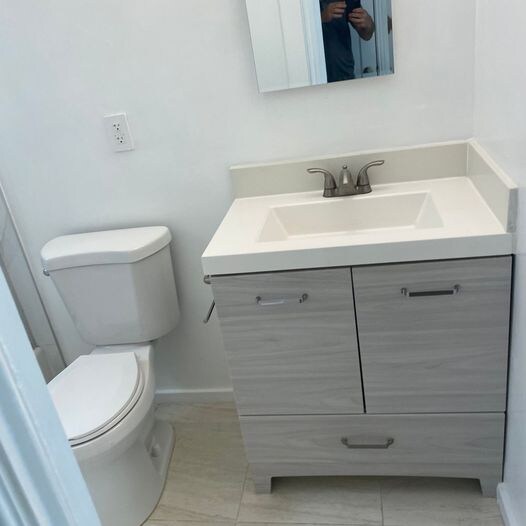 Building Photo - 10 Pueblo St