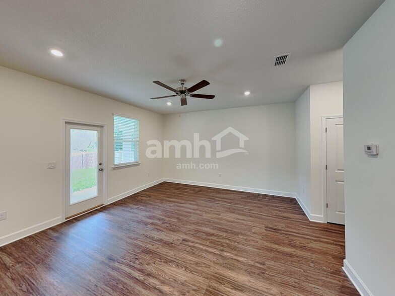 Building Photo - 8543 Belfort Lndg Dr