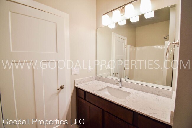 Building Photo - 3 br, 2.5 bath House - 312 N Warrior Lane
