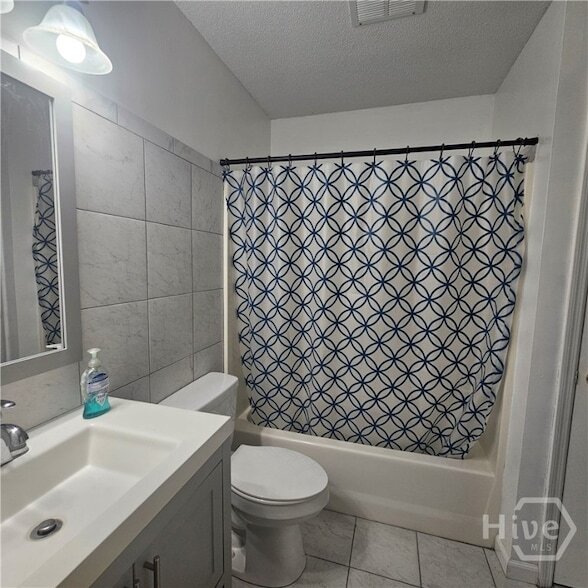 Building Photo - 711 Plantation Dr