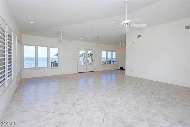 Building Photo - 15110 Anchorage Way