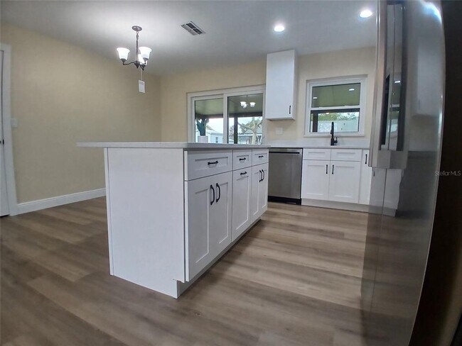 Building Photo - 181 Guaymas Dr