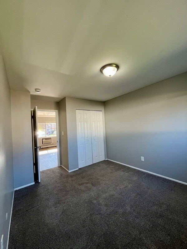 Building Photo - 1760 St Johns Blvd