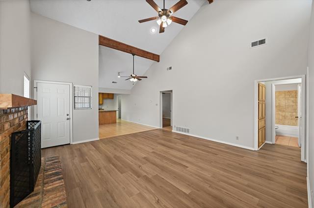 Building Photo - 5204 Yucca Dr