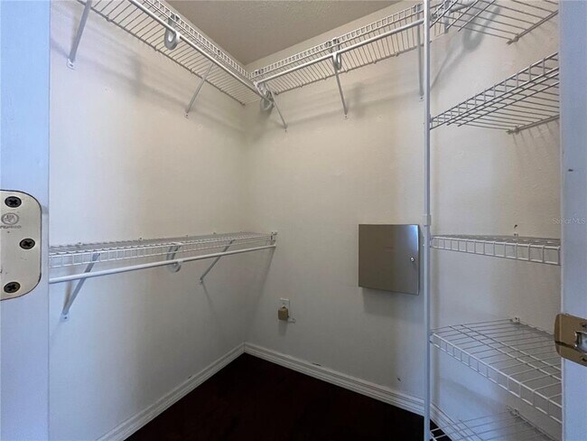 Building Photo - 7503 S West Shore Blvd