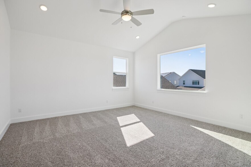 Building Photo - 1104 Yaupon Holly Dr