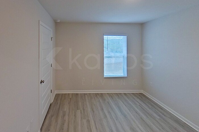 Building Photo - 4622 Malay Cir