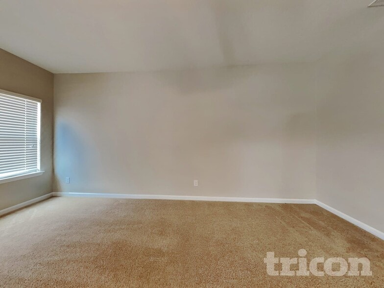 Building Photo - 4031 Haworth Pkwy