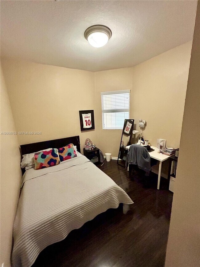 Building Photo - 10870 NW 88th Terrace