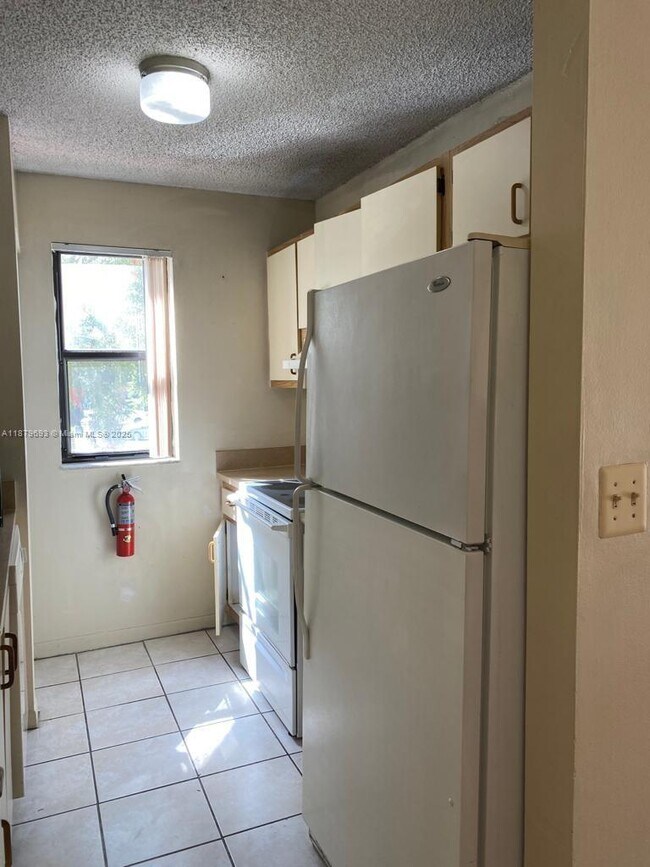 Building Photo - 15650 SW 80th St
