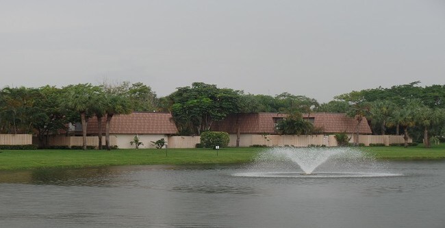 Building Photo - 539 Green Springs Pl