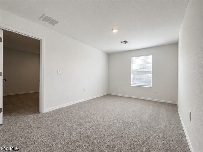 Building Photo - 11827 Cloverly Ln