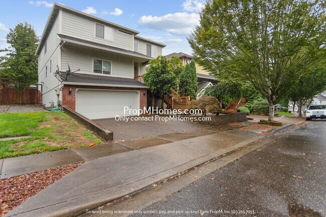 Building Photo - Spacious Five Bedroom Home in Progress Ridge!