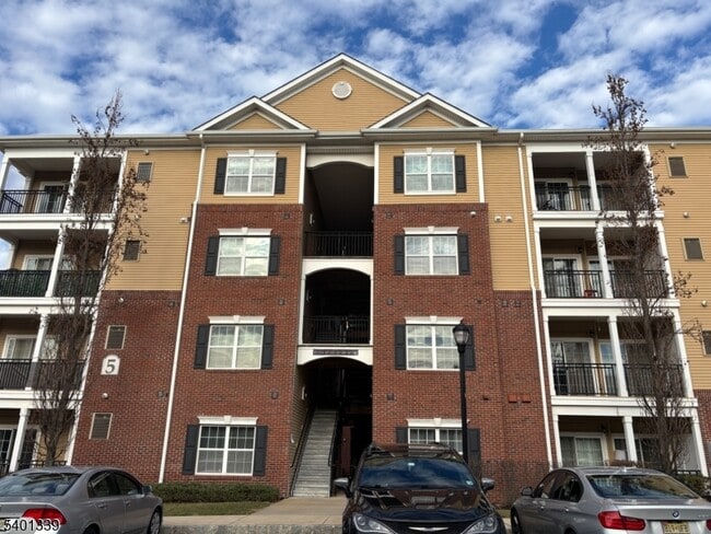 Building Photo - 542 E Celebration Way