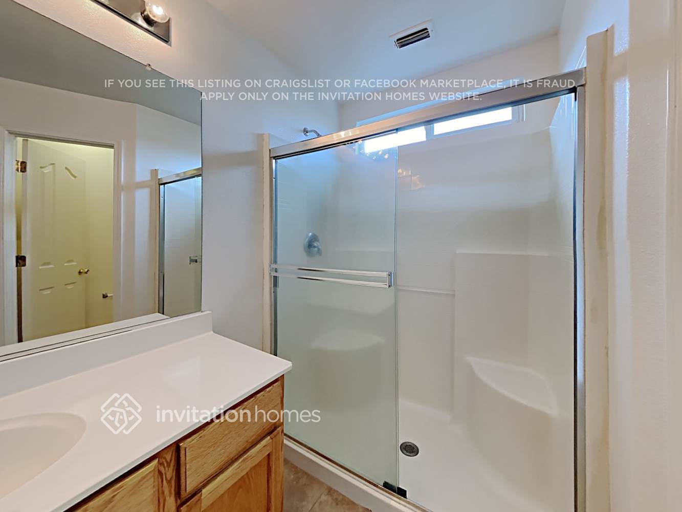 Building Photo - 8205 Carriage Oaks Way