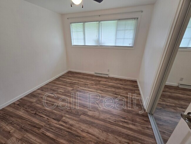 Building Photo - 13324 E Saltese Rd