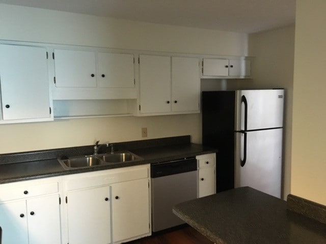 Building Photo - 573 Winding Creek Rd