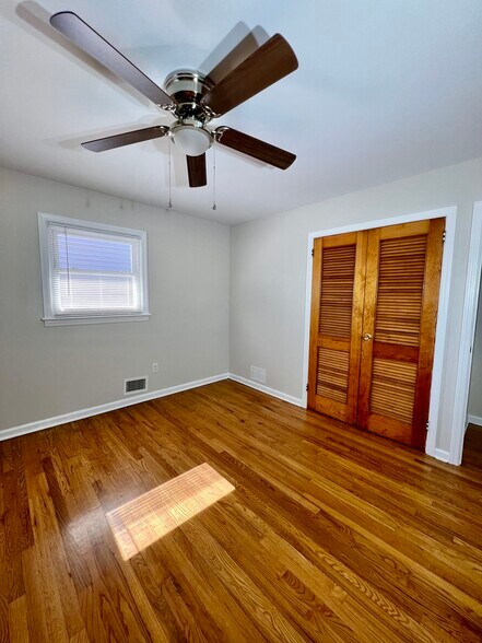 Building Photo - 1575 Lenox Pl