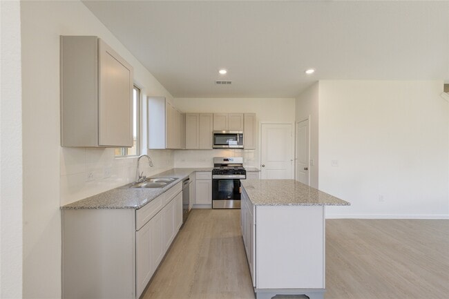 Building Photo - 16132 Holly Laurel Mnr