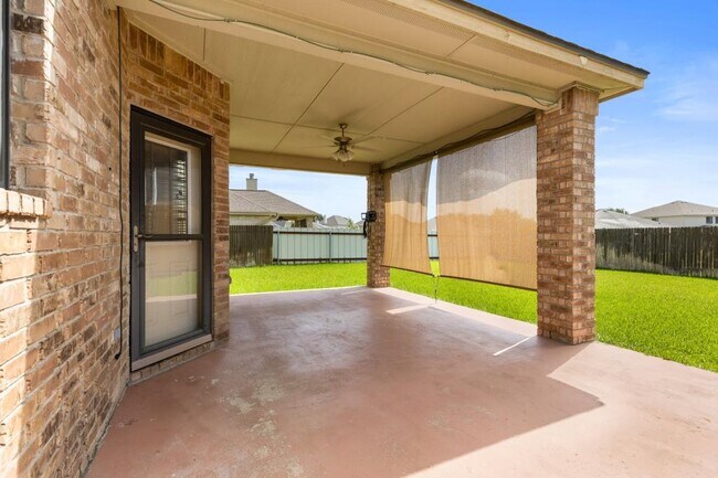 Building Photo - 2802 Scottsdale Dr
