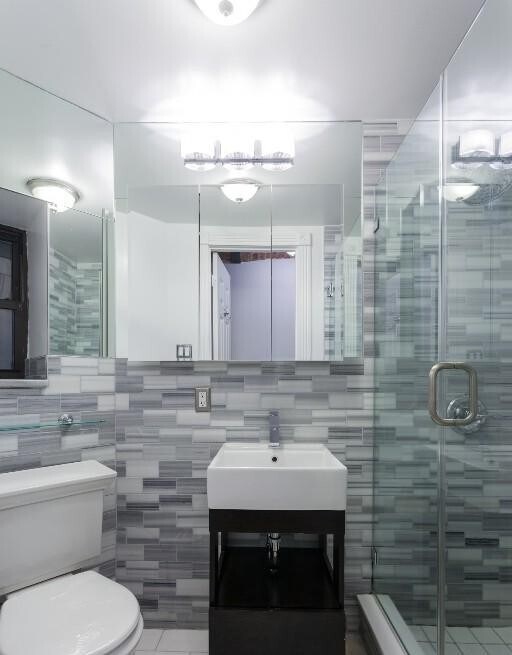 Building Photo - 248 Mott St