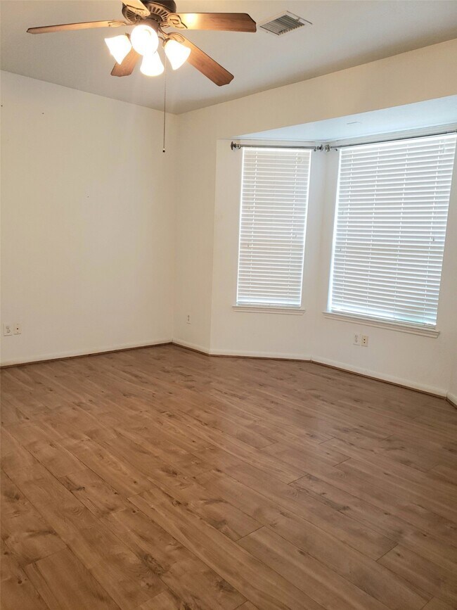Building Photo - 2302 Cantabria Ln