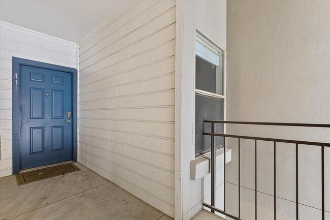 Building Photo - 6000 Shepherd Mountain Cove