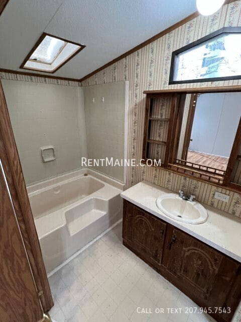 Building Photo - 17 Schoppe Dr