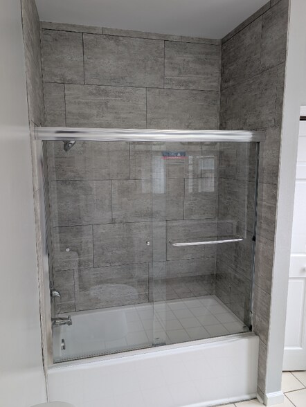 Building Photo - 106 W Spring Dr