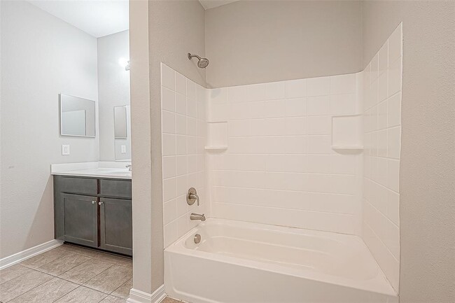 Building Photo - 4813 Palisade Dr