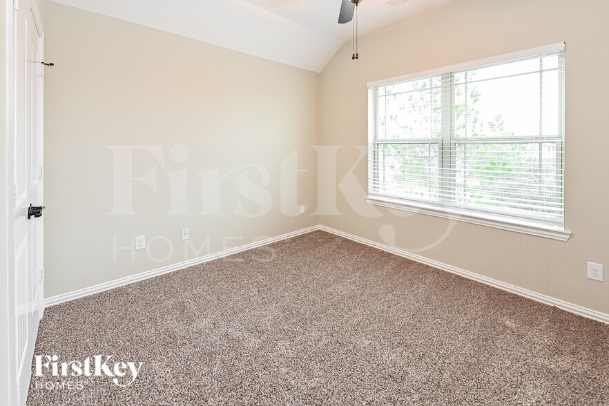 Building Photo - 5202 Kendall Glen Ct