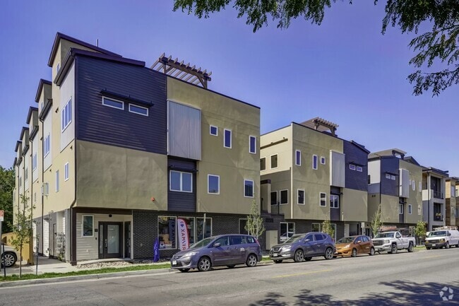 Building Photo - 4431 Tennyson St