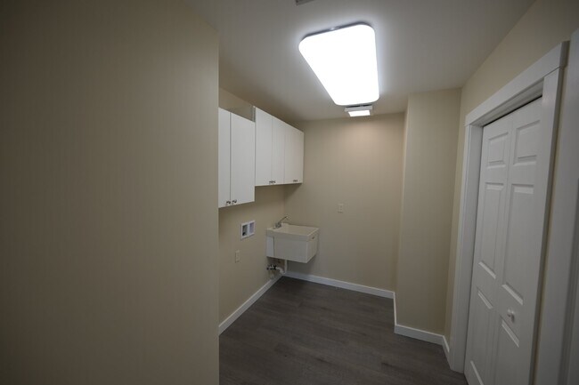 Building Photo - Newer 3 bed 2 bath home in Carlsborg