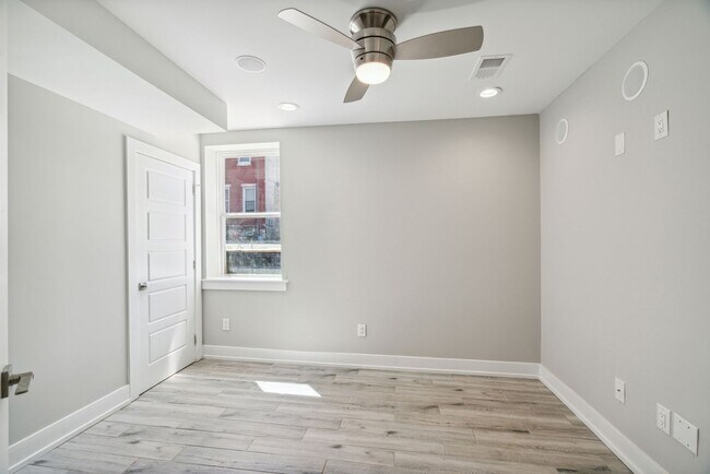 Building Photo - 2429 N 3rd St