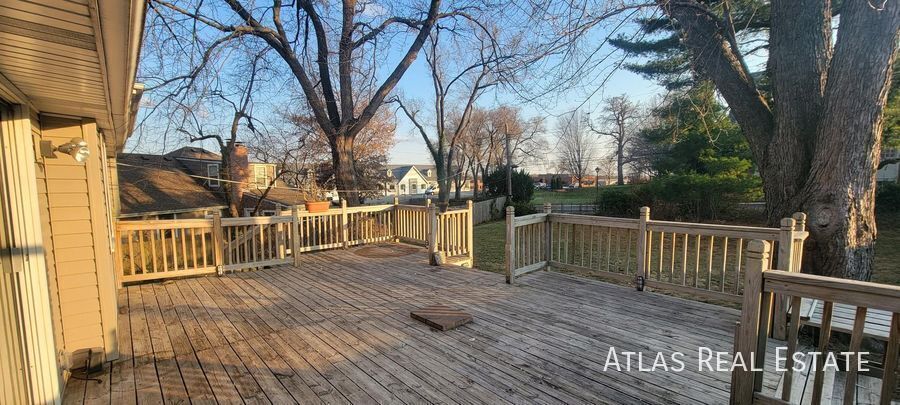 Building Photo - 5509 W 92nd Pl